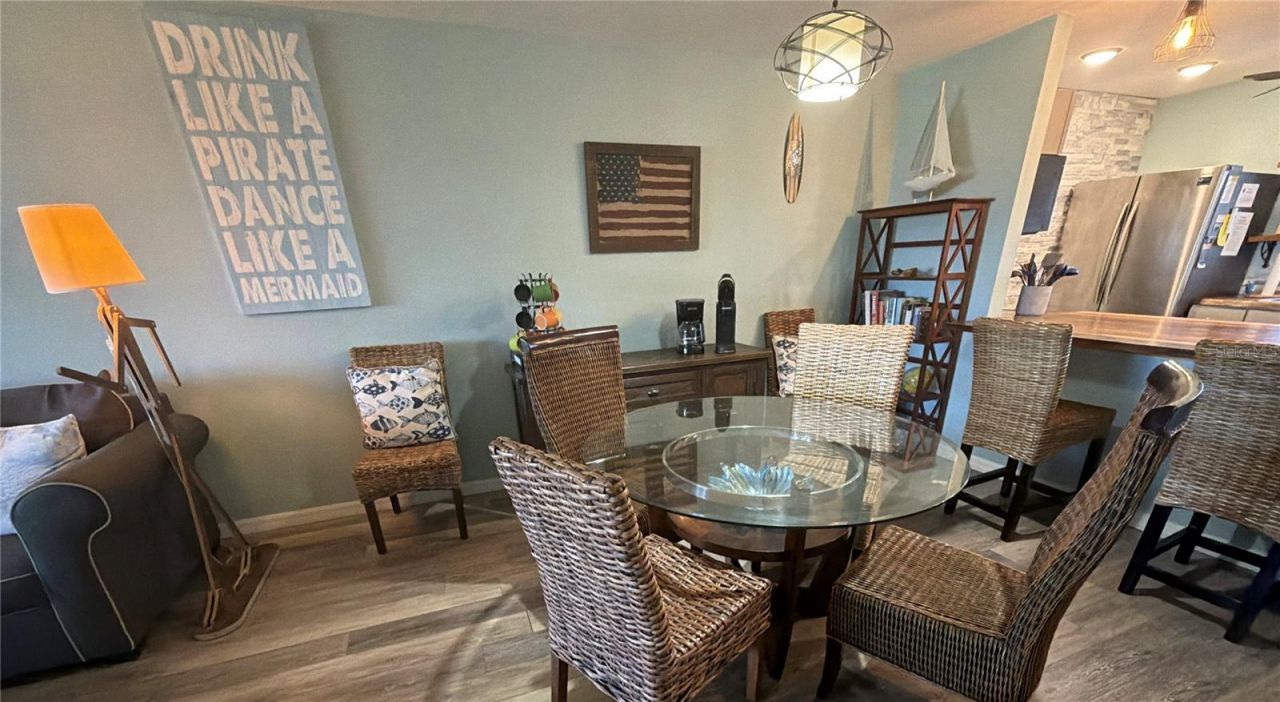 777 Beach Road, Unit 1E, Sarasota, FL 34242 Photo