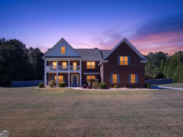 52 Ranan Lane, Newnan, GA 30263