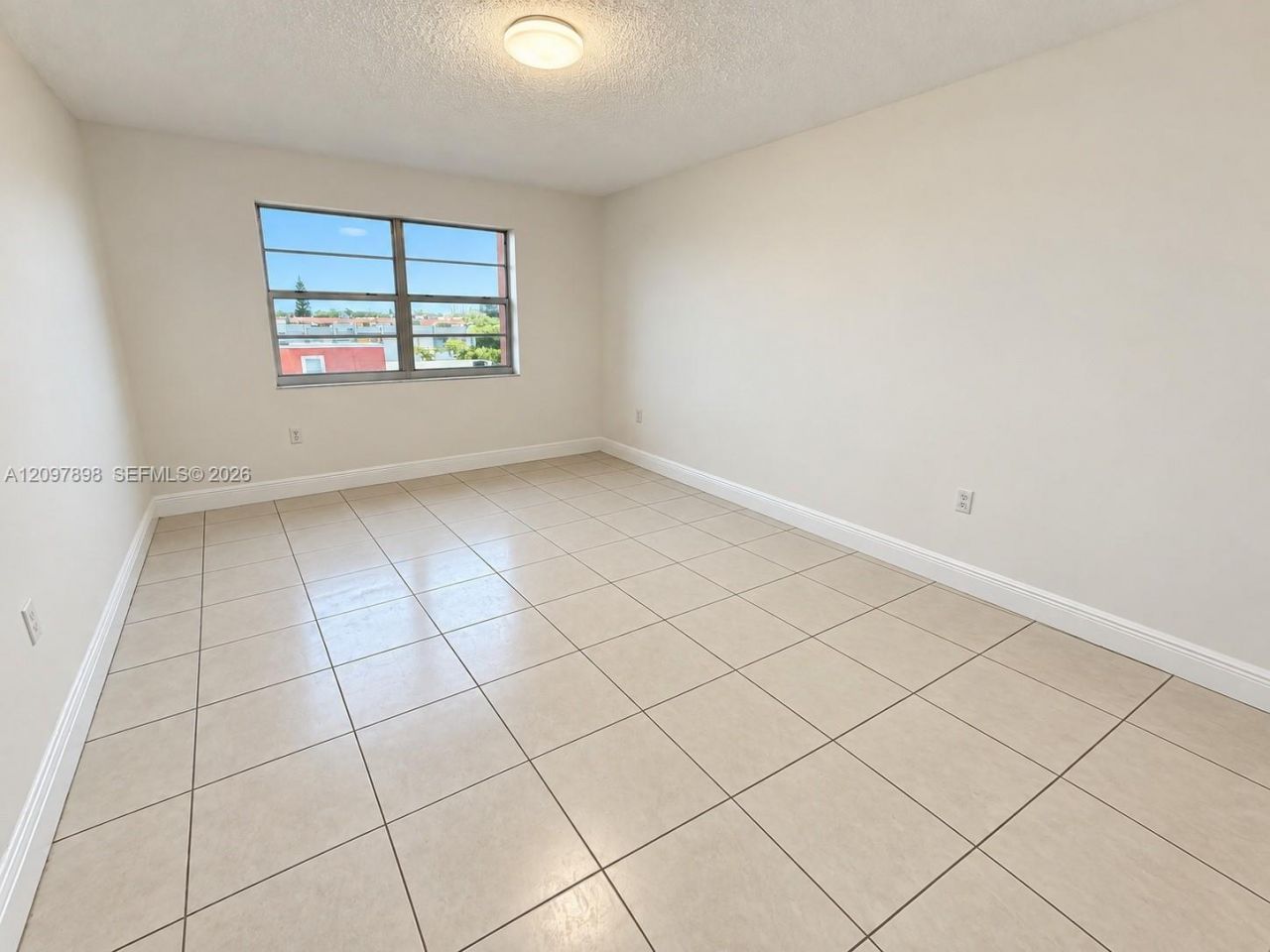 525 NW 72nd Ave , Unit 507, Miami, FL 33126 Photo