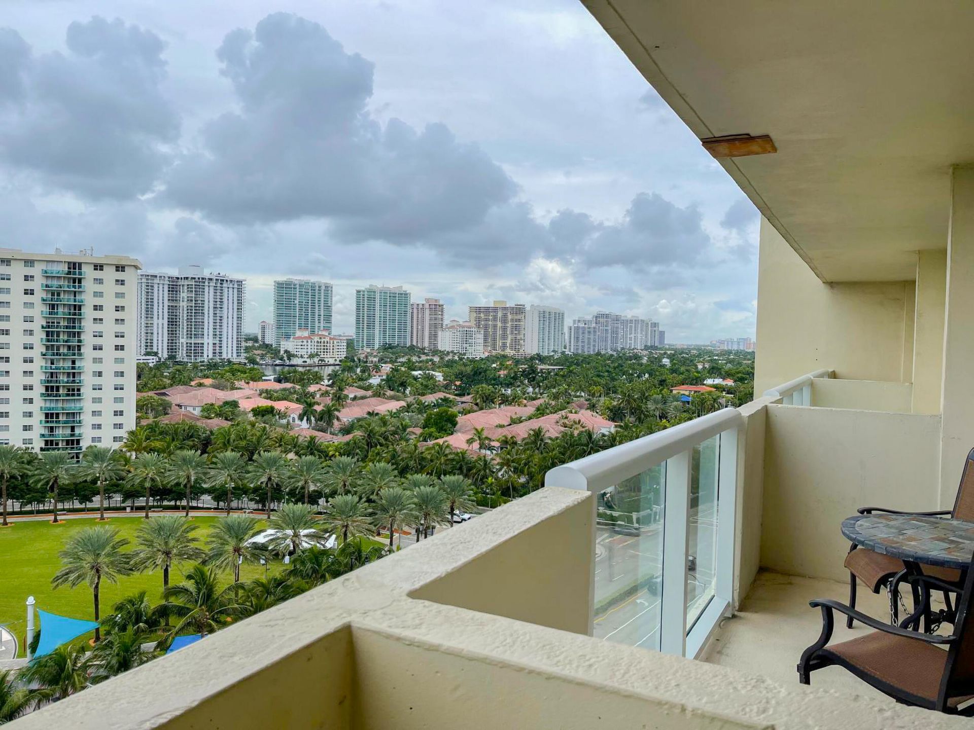 19201 Collins Avenue, Unit 1034, Sunny Isles Beach, FL 33160 Photo
