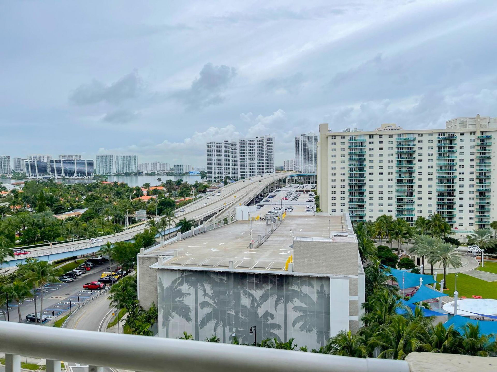 19201 Collins Avenue, Unit 1034, Sunny Isles Beach, FL 33160 Photo