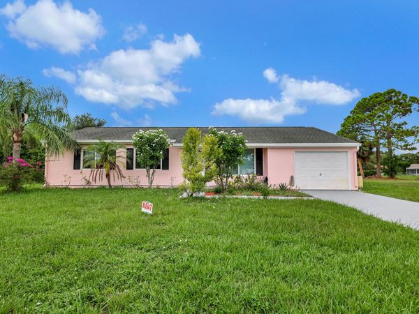 1961 SE REDWING Circle, Port St. Lucie, FL 34952