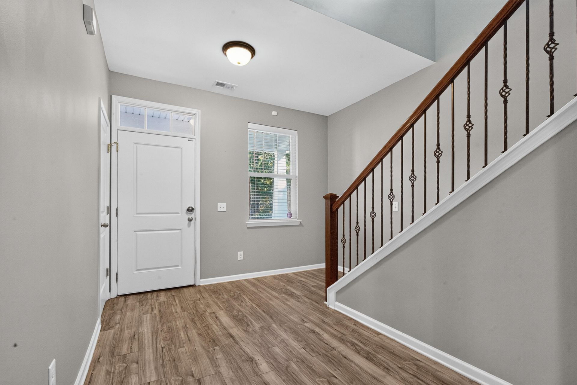 334 Bay Village Lane Photo 26