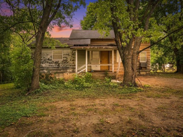 401 S Division Street, Roberts, WI 54023