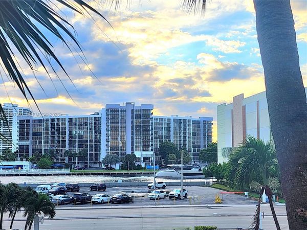 3505 S Ocean Dr , Unit 204, Hollywood, FL 33019
