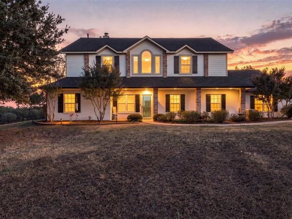 842 Cornstubble Lane , Poolville, TX 76088