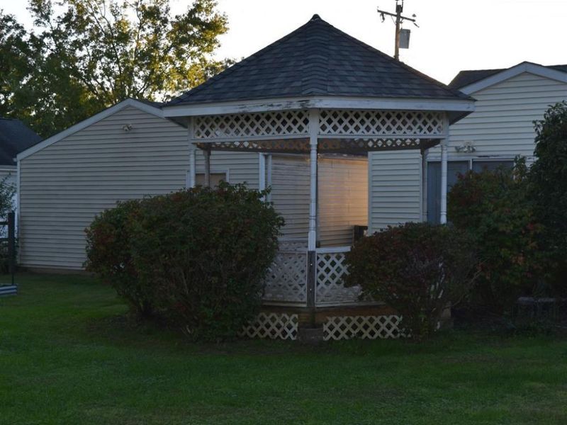1548 Lost Lake Court, Sterling Township, OH 45176 Photo 25