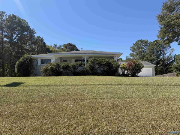 26 Hickory Circle, Union Grove, AL 35175
