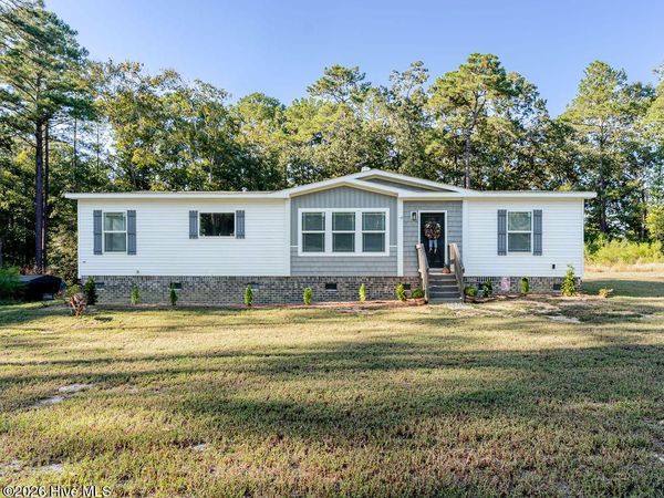 80 Oak Drive, Elizabethtown, NC 28337