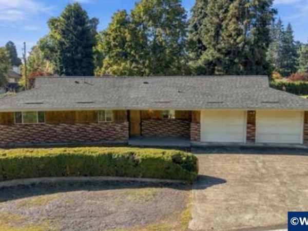 724 South Nebergall Lp NE, Albany, OR 97321