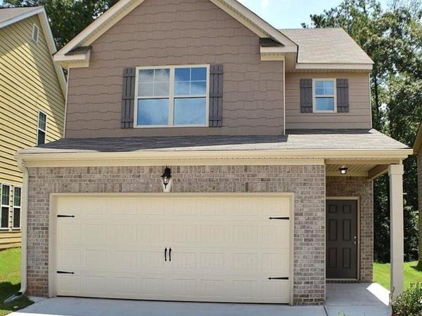 5880 Seabright Lane , Atlanta, GA 30349