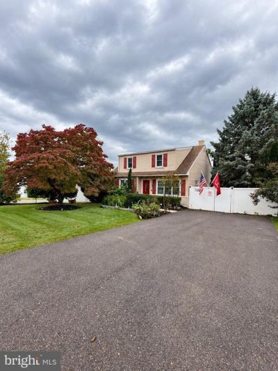 1326 CLOVERLY ROAD , WARMINSTER, PA 18974