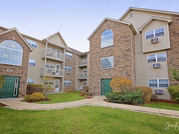 320 Cunat Boulevard , Unit 1A, Richmond, IL 60071