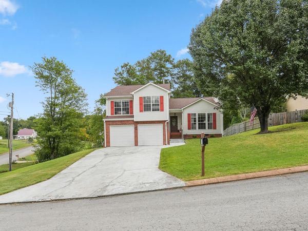226 Crestwood Drive, Ringgold, GA 30736