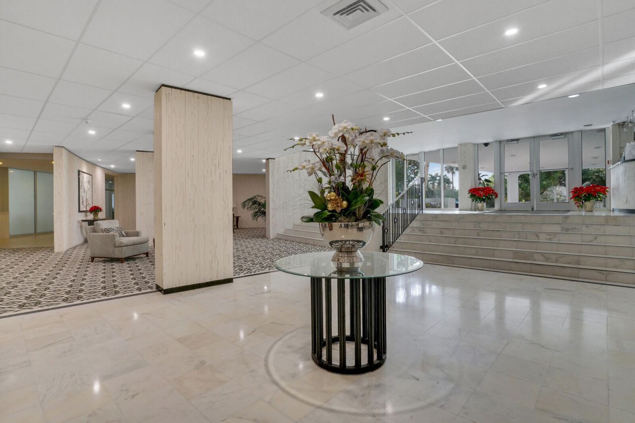 2295 S Ocean Boulevard, Unit 619, Palm Beach, FL 33480 Photo
