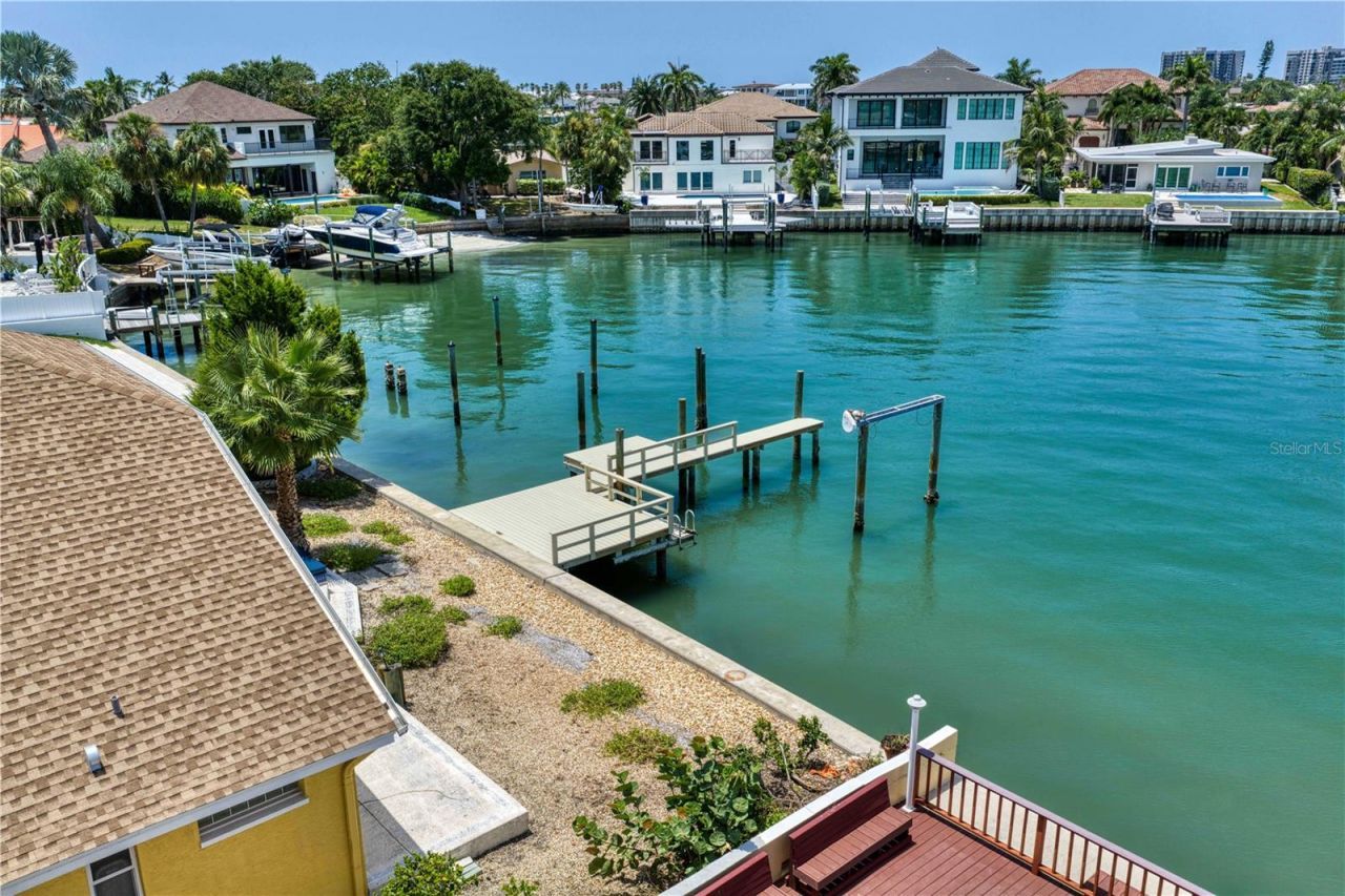 115 Aleta Drive, Belleair Beach, FL 33786 Photo