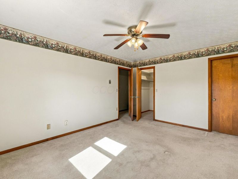 142 Heath Lane, New Holland, OH 43145 Photo 12