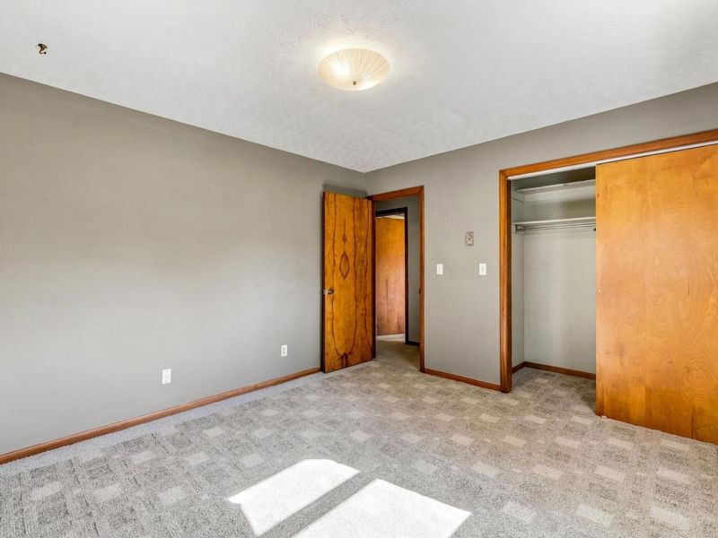 142 Heath Lane, New Holland, OH 43145 Photo 15