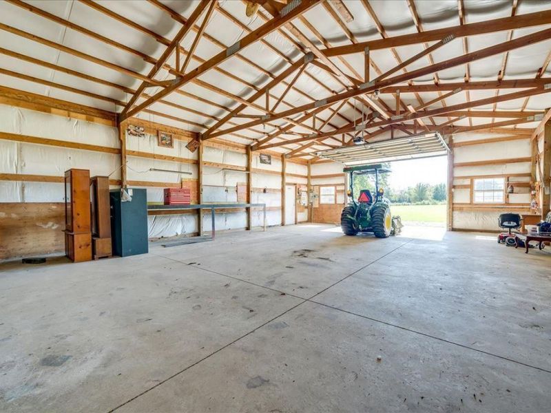 142 Heath Lane, New Holland, OH 43145 Photo 3