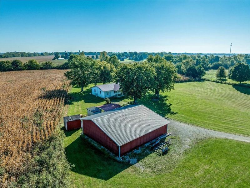 142 Heath Lane, New Holland, OH 43145 Photo 4