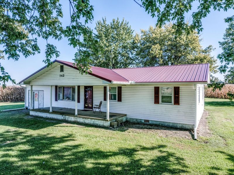 142 Heath Lane, New Holland, OH 43145 Photo 6