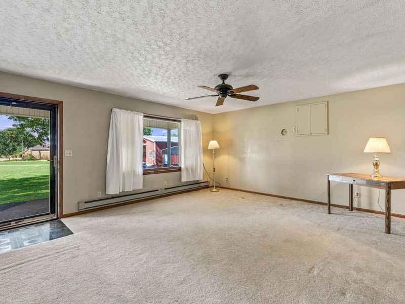 142 Heath Lane, New Holland, OH 43145 Photo 8