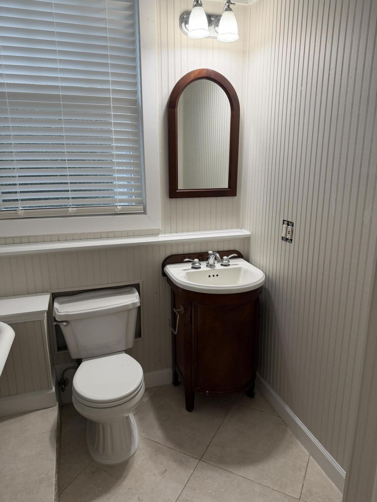 176 E 24th Street, Riviera Beach, FL 33404 Photo