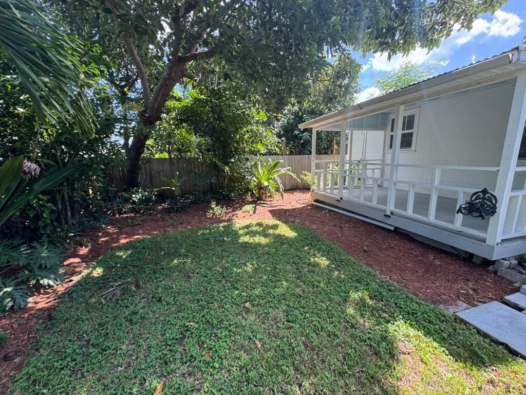 176 E 24th Street, Riviera Beach, FL 33404 Photo