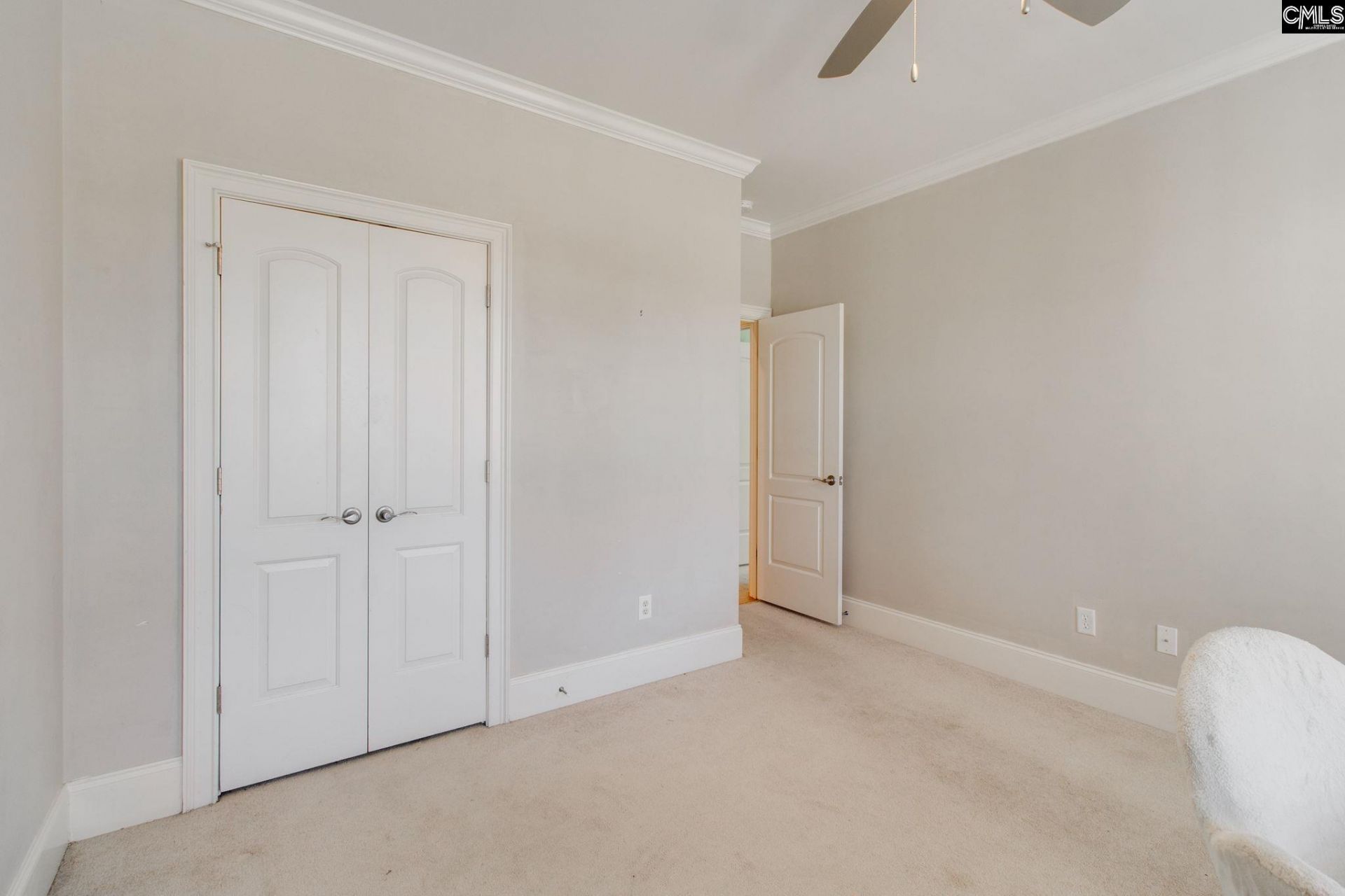 100 Avington Lane Photo 29
