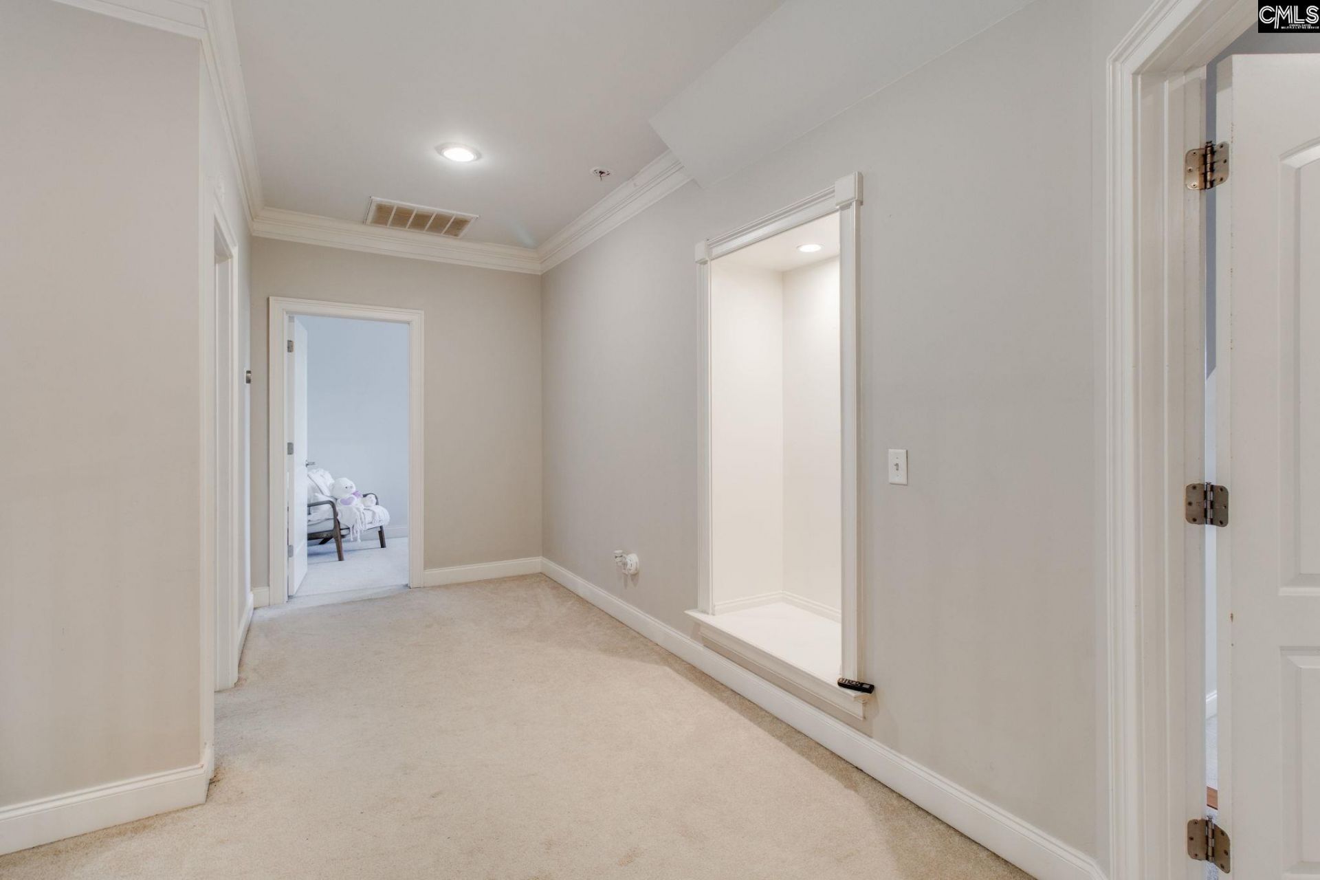 100 Avington Lane Photo 36