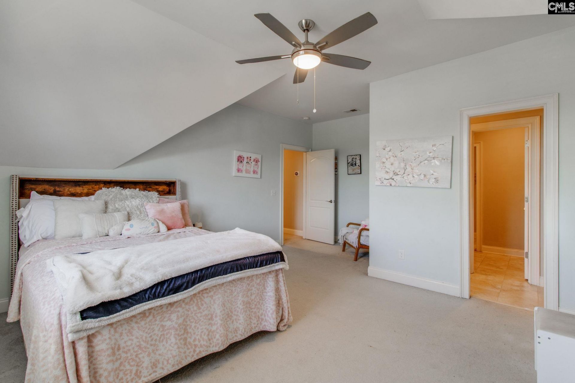 100 Avington Lane Photo 46