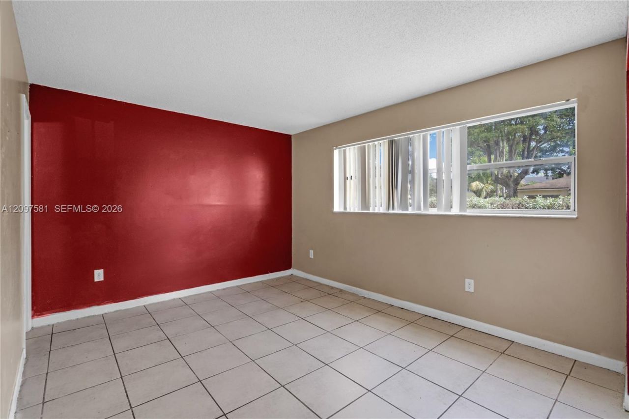 15609 SW 73rd Cir Ter , Unit 8-5, Miami, FL 33193 Photo