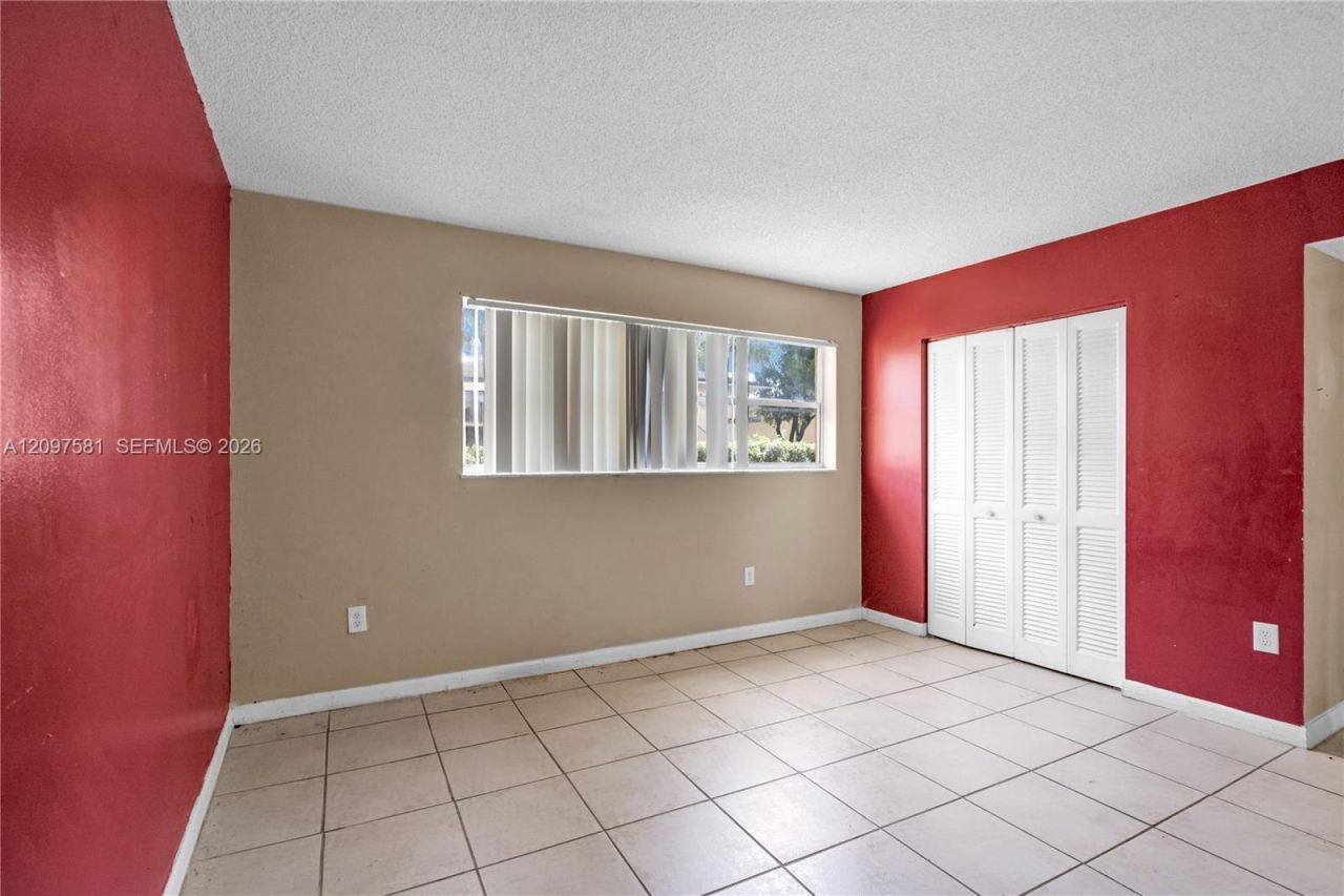 15609 SW 73rd Cir Ter , Unit 8-5, Miami, FL 33193 Photo