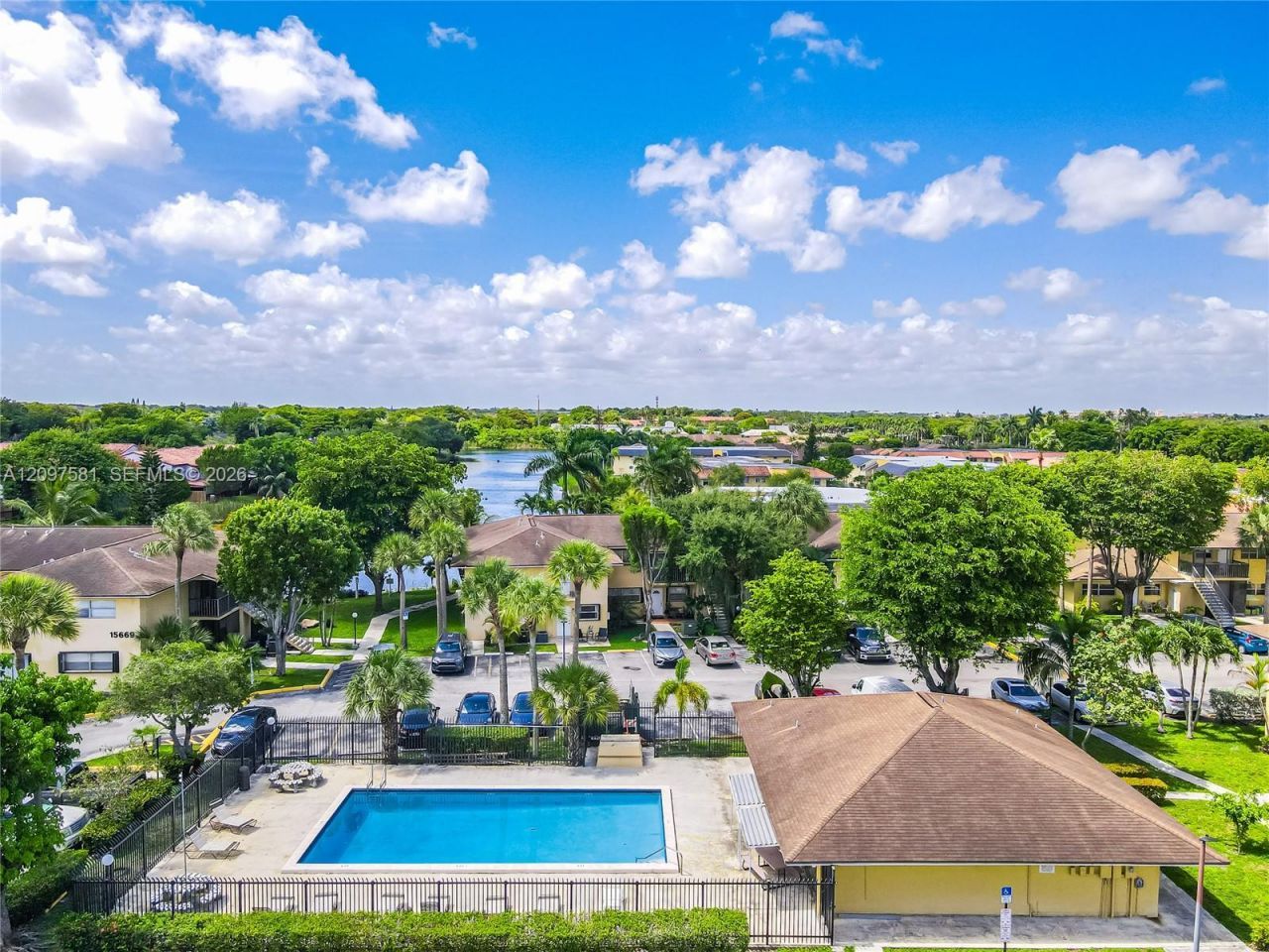 15609 SW 73rd Cir Ter , Unit 8-5, Miami, FL 33193 Photo