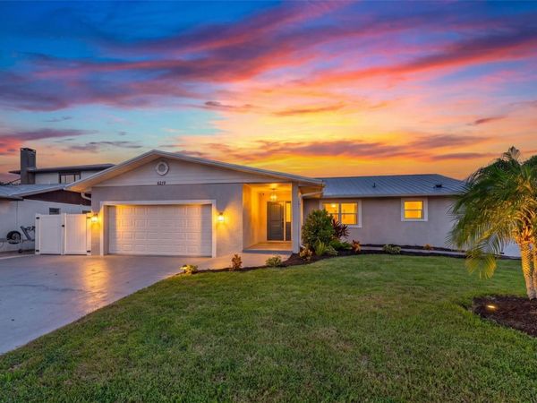 4219 2ND AVENUE NE, BRADENTON, FL 34208