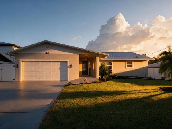 4219 2ND AVENUE NE, BRADENTON, FL 34208