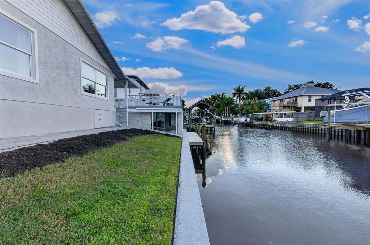 4219 2nd Avenue Ne, Bradenton, FL 34208 Photo