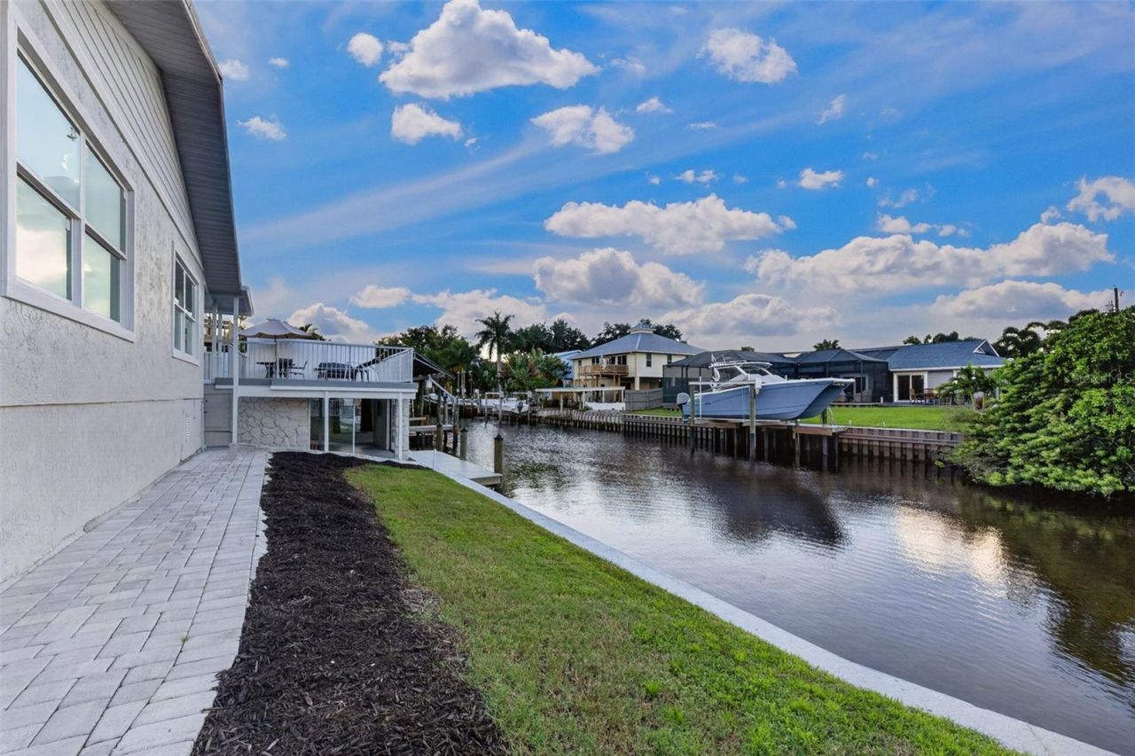 4219 2nd Avenue Ne, Bradenton, FL 34208 Photo