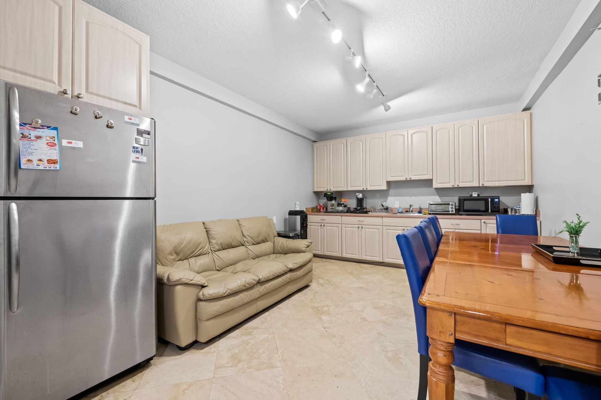 2211 Davie Blvd, Fort Lauderdale, FL 33394 Photo