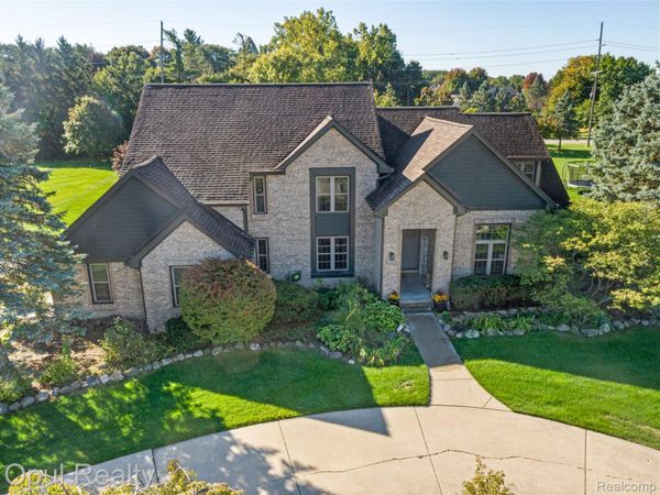 49707 Cooke Avenue, Plymouth Township, Mi 48170