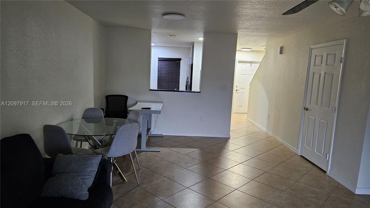 5931 Glasgow Way , Unit 5931, Tamarac, FL 33321 Photo