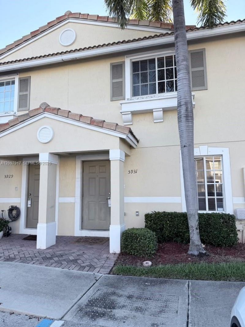 5931 Glasgow Way , Unit 5931, Tamarac, FL 33321 Photo