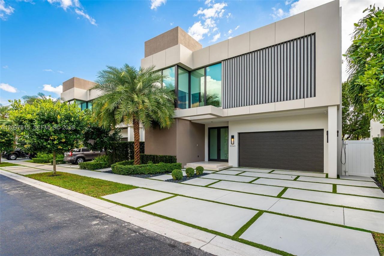 10540 NW 67th Ter , Doral, FL 33178 Photo