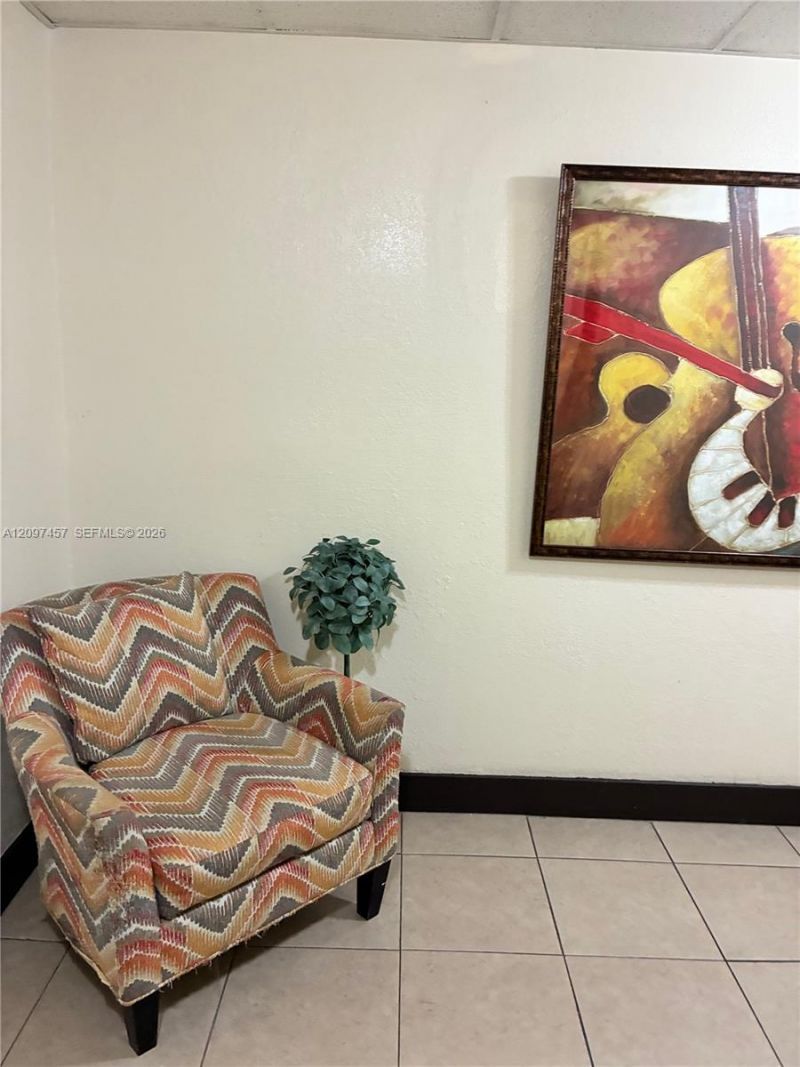 3680 Inverrary Dr , Unit 1T, Lauderhill, FL 33319 Photo