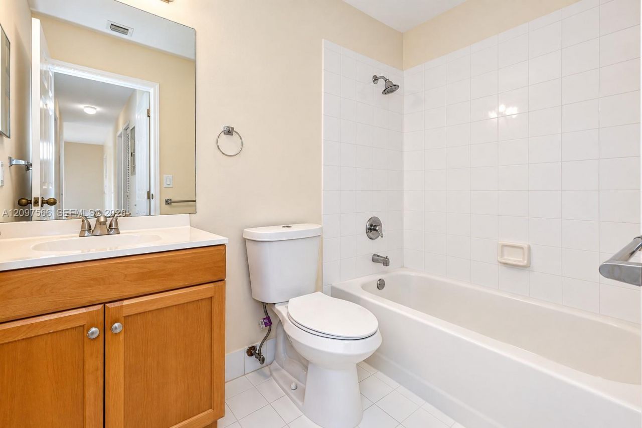 16448 SW 96 Te, Unit 16448, Miami, FL 33196 Photo
