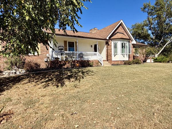 2015 Hunters Pl, Mount Juliet, TN 37122