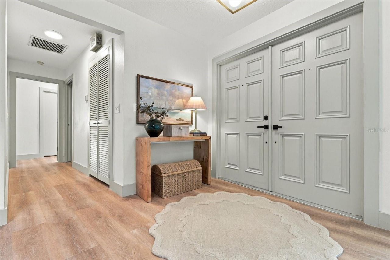 1515 Midnight Pass Way , Clearwater, FL 33765 Photo
