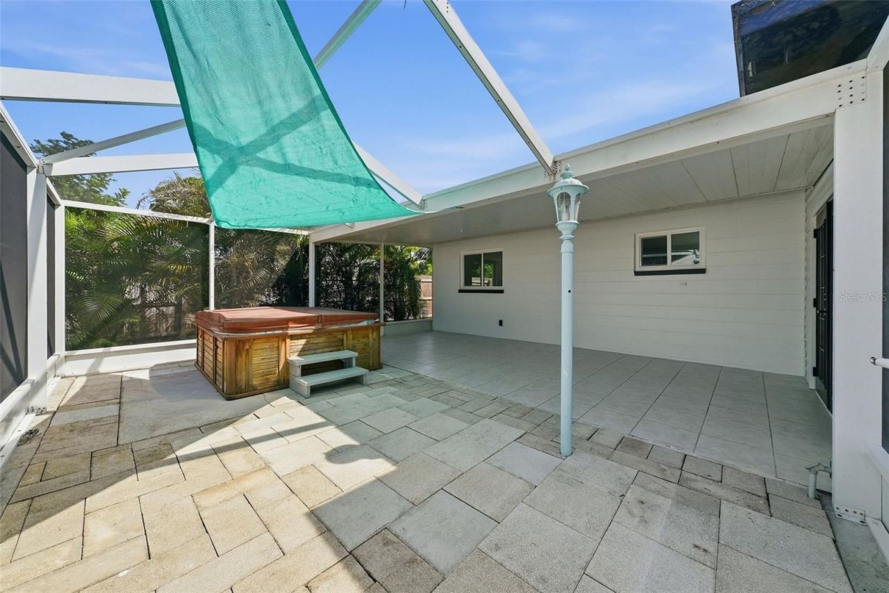 3360 70 Street N, Saint Petersburg, FL 33710 Photo
