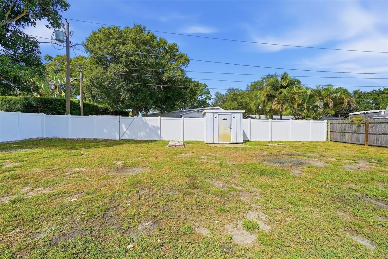3360 70 Street N, Saint Petersburg, FL 33710 Photo