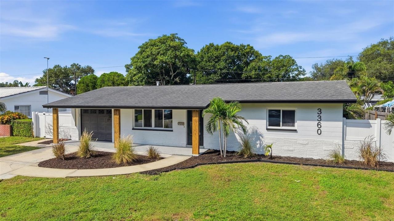 3360 70 Street N, Saint Petersburg, FL 33710 Photo